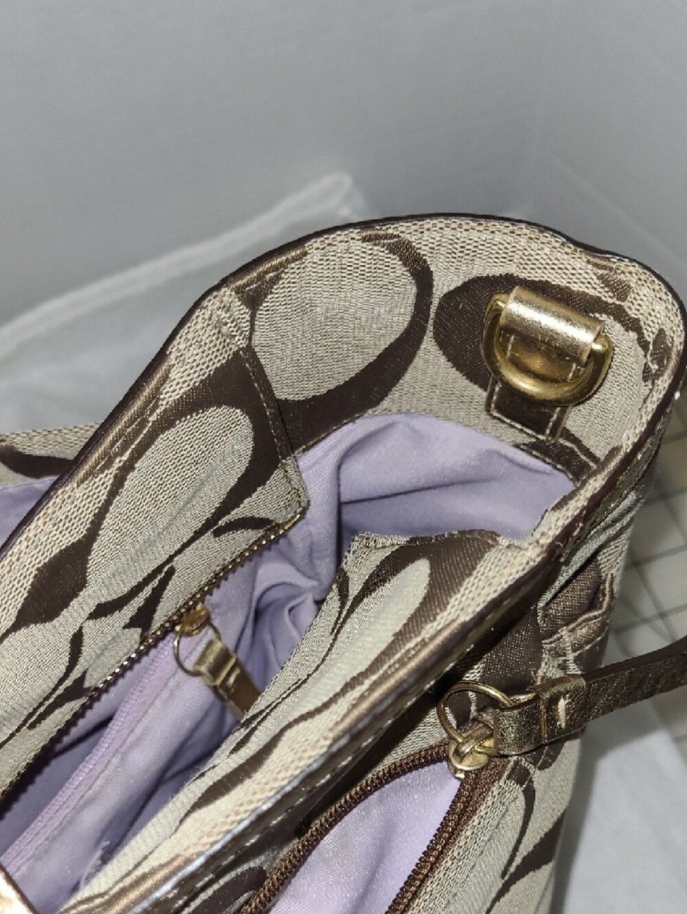 Coach Khaki Signature Tote with Gold Trim - Picture 9 of 16